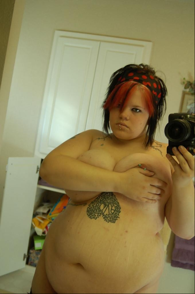 chubby tattoo anal chubby tattooed amateur fuck pic